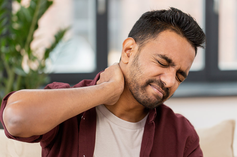 5 Tips for Neck Pain Relief at Home 