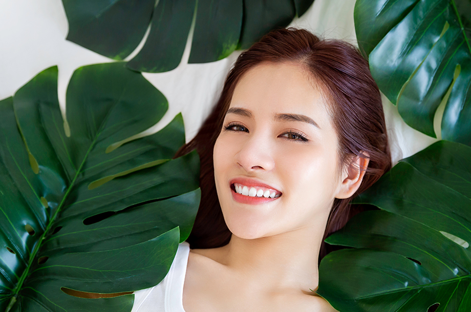 5 Natural Remedies For Clear And Glowing Skin 