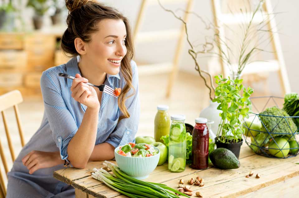 9 Ayurvedic Rules to Keep in Mind When You Are Eating