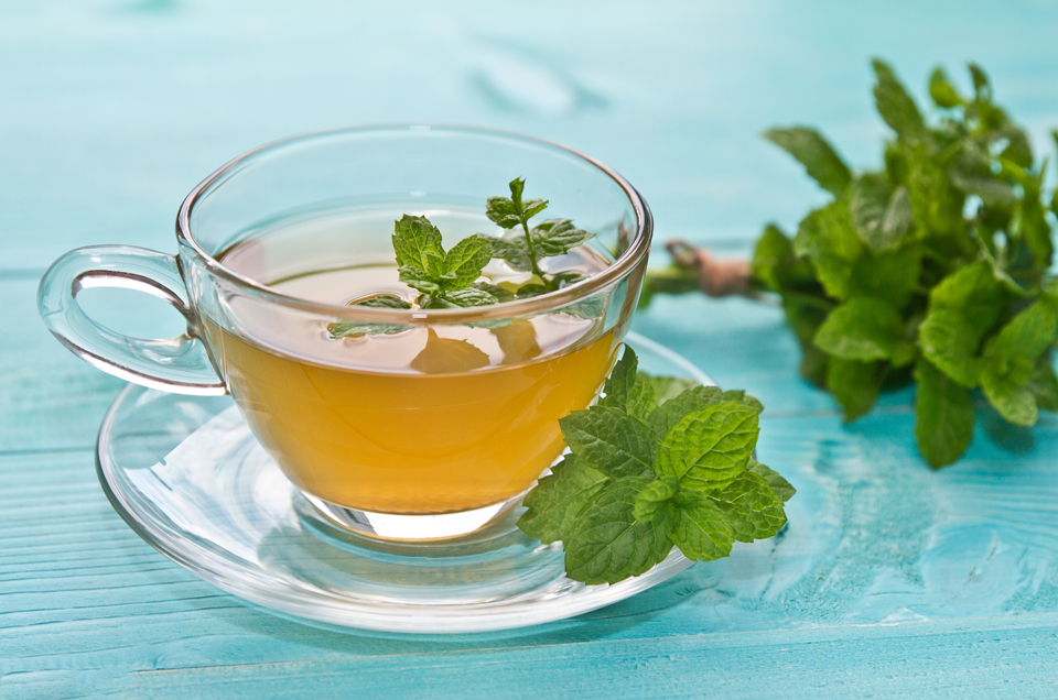 2 Ayurvedic Teas to Stay Warm & Cozy in Winters