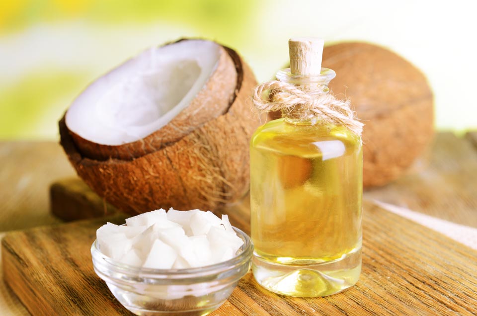 3 Ways How Coconut Oil Keeps Your Hair and Skin Beautiful